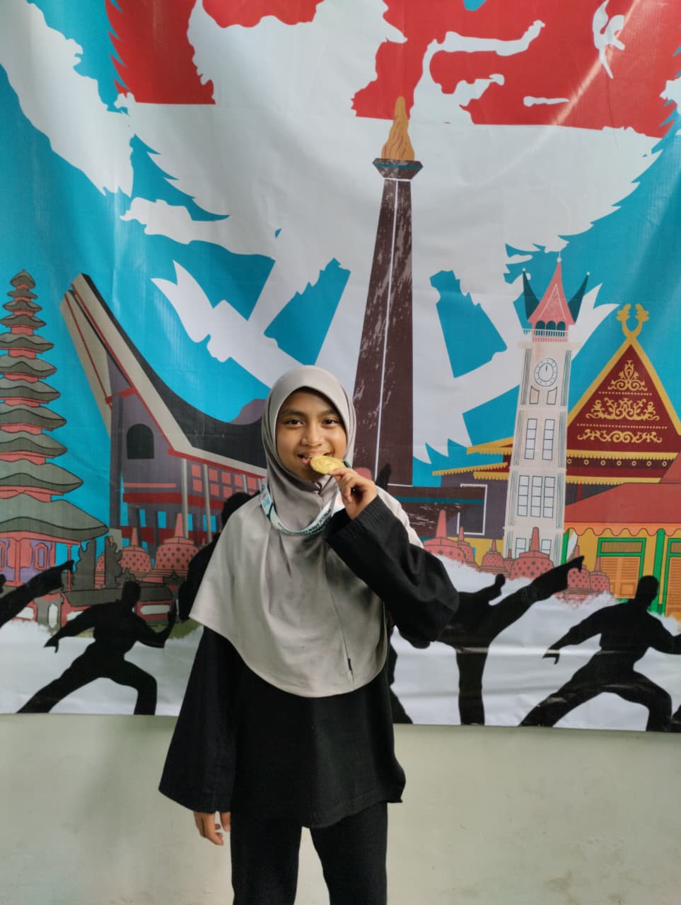 MEDALI EMAS PENCAK SILAT